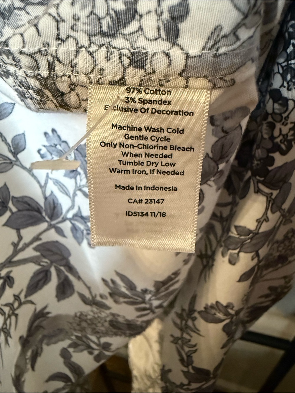 NWOT Talbots Print Tank Blouse Size 12 - Picture 5 of 5